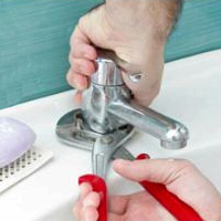 Как без особых проблем поменять смеситель на кухне: демонтаж и установка