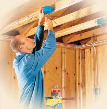 Электромонтаж в деревянном доме